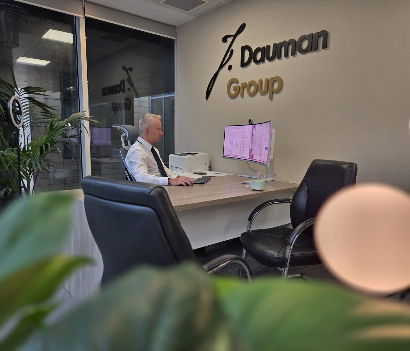 Zespół J.Dauman przy pracy w Londynie